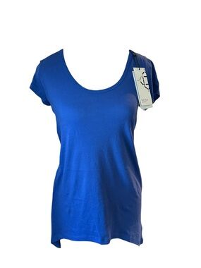 SATVA  Women's Scoop Neck Short Sleeve Tee in cobalt blue